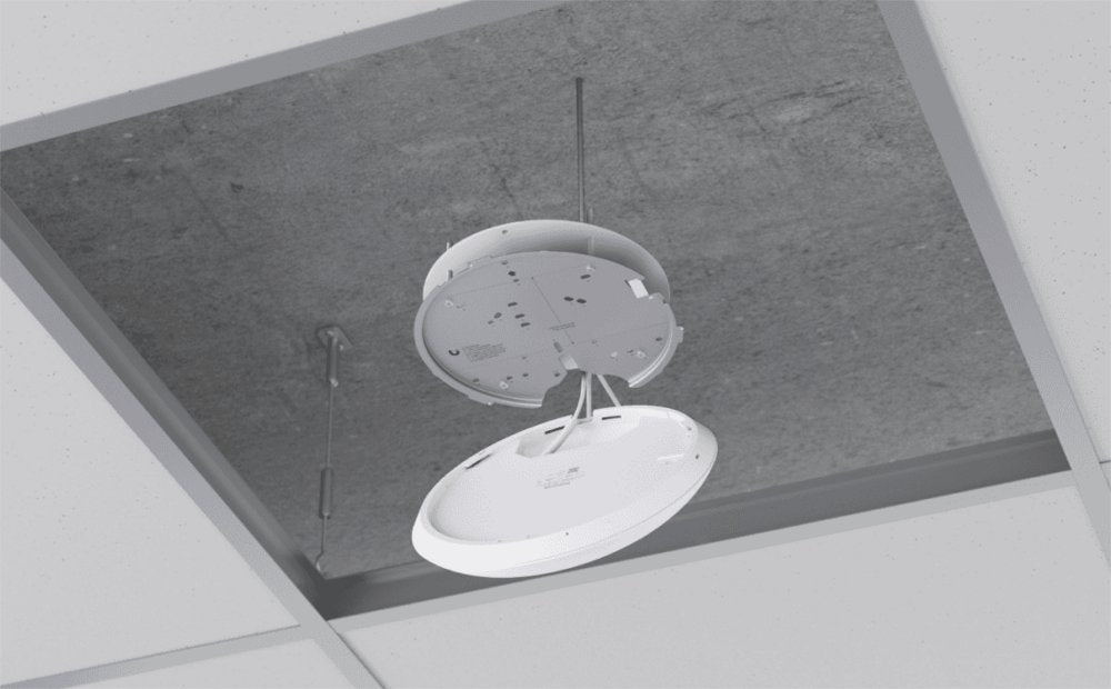 Ubiquiti UniFi U7 Pro | Wifi 7 | Power over Ethernet (PoE) | 5400 Mbit/s | Inclusief Montagebeugel - Matmuis