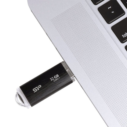 Silicon Power Blaze B02 | 32GB USB-A 3.2 Flash Drive | Zwart - Matmuis