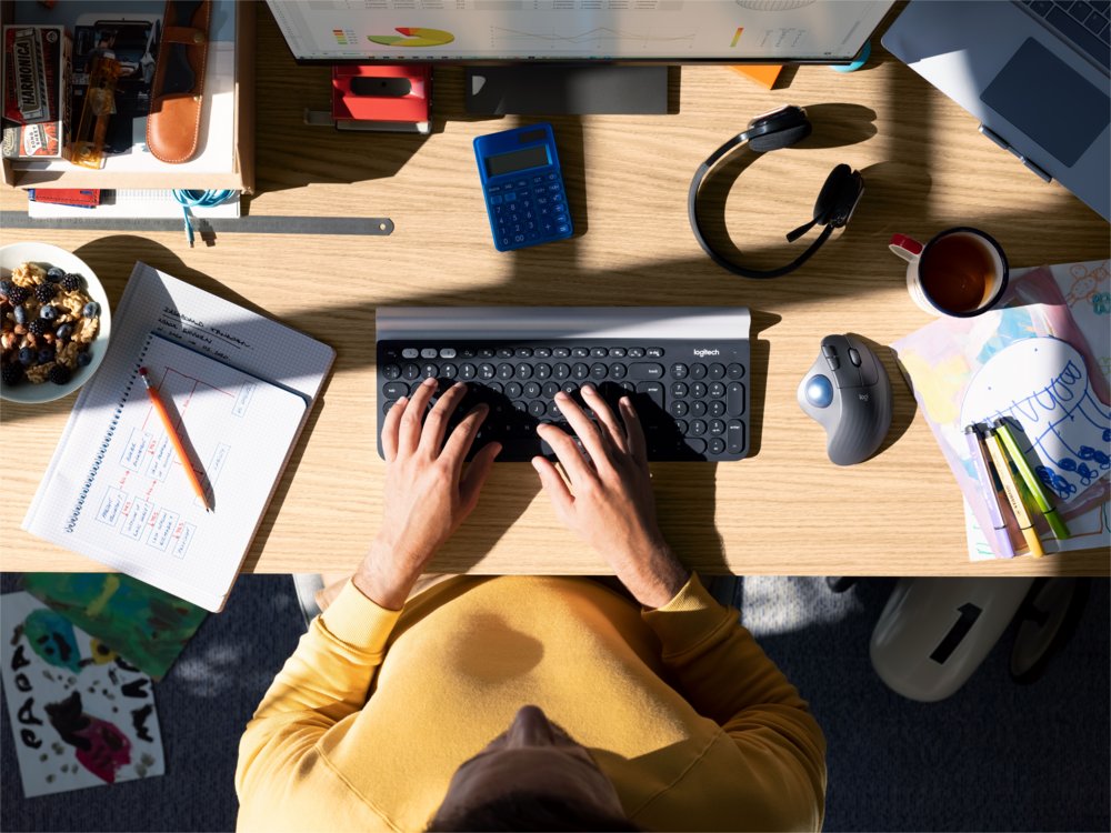 Logitech M575 Ergo Trackball for Business | Ergonomische Draadloze Muis | Rechtshandig | RF + Bluetooth | 2000 DPI | Grafiet - Matmuis - Matmuis