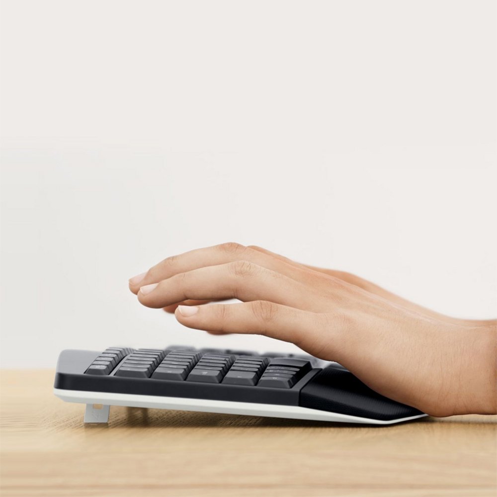 QWERTZ | Logitech MK850 Performance | Draadloze Muis en Toetsenbordcombo | QWERTZ - Matmuis - Matmuis