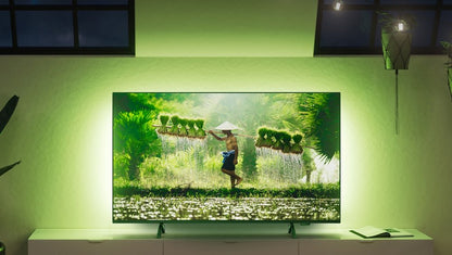 Philips 65PUS8319/12 75" | Ultra HD 4K LED Smart TV met Ambilight | Titan OS + Wifi | HDR10+ voor Haarscherpe Beelden | Sfeervolle Kijkervaring | 60Hz - Matmuis - Matmuis