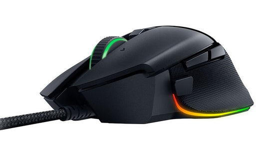 Razer Basilisk V3 | Bekabelde Gaming Muis | Rechtshandig | USB-A | 26000 DPI | Zwart - Matmuis
