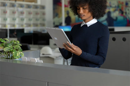 Microsoft Surface Go 2 | 10.5" Touch (1920x1280) | Intel Pentium Gold 4425Y | 4GB RAM | 64GB eMMC | Windows 10 Professional | Zilver | OPEN BOX - Matmuis