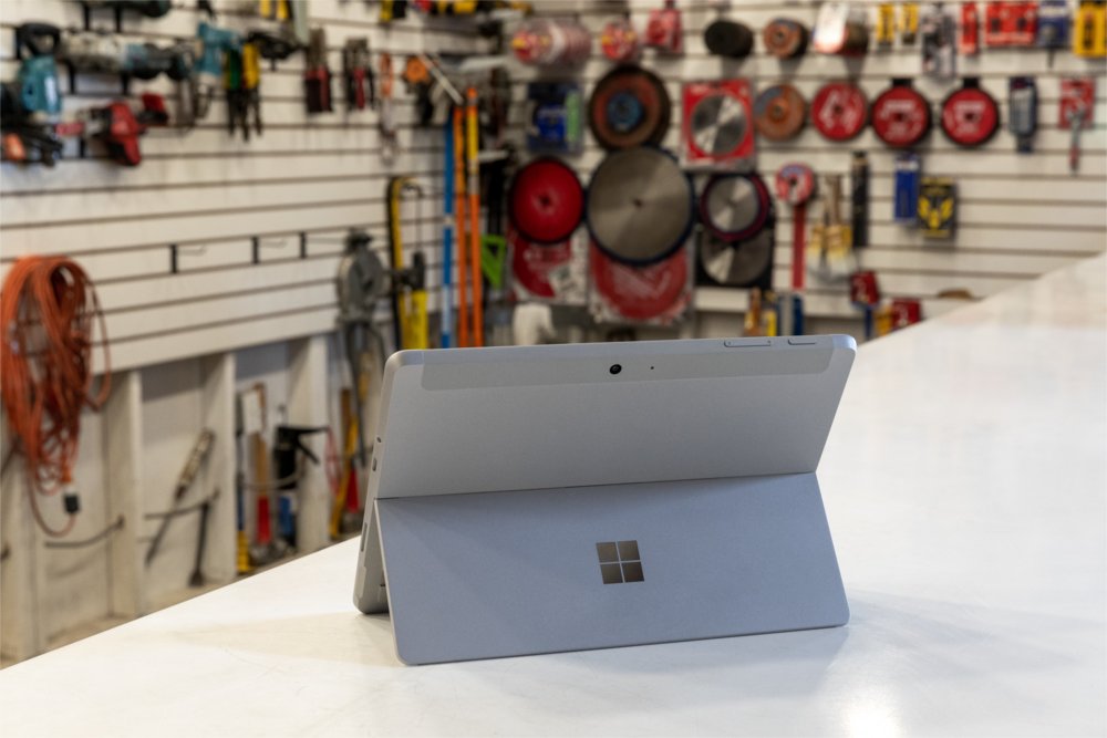 Microsoft Surface Go 2 | 10.5" Touch (1920x1280) | Intel Pentium Gold 4425Y | 4GB RAM | 64GB eMMC | Windows 10 Professional | Zilver | OPEN BOX - Matmuis