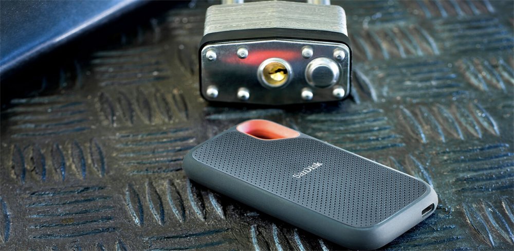 SanDisk Extreme Portable | Externe SSD | 1000GB | USB 3.2 | Zwart | Compact & Robuust - Matmuis