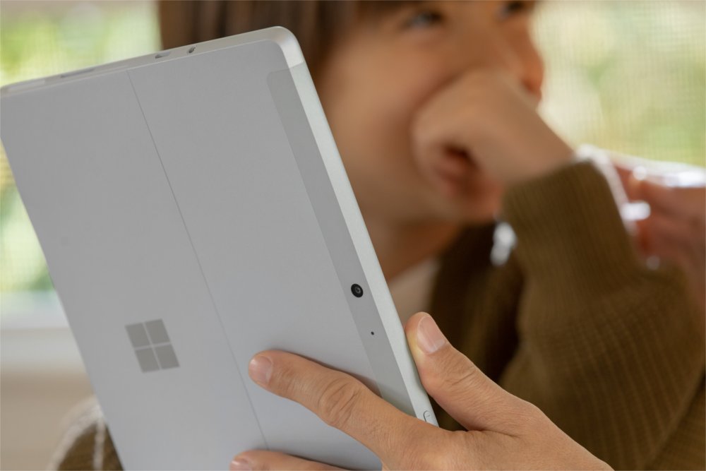 Microsoft Surface Go 2 | 10.5" Touch (1920x1280) | Intel Pentium Gold 4425Y | 4GB RAM | 64GB eMMC | Windows 10 Professional | Zilver | OPEN BOX - Matmuis